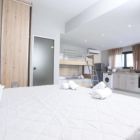 Corfu Gold Luxury Suites Benitses  Bagian luar foto