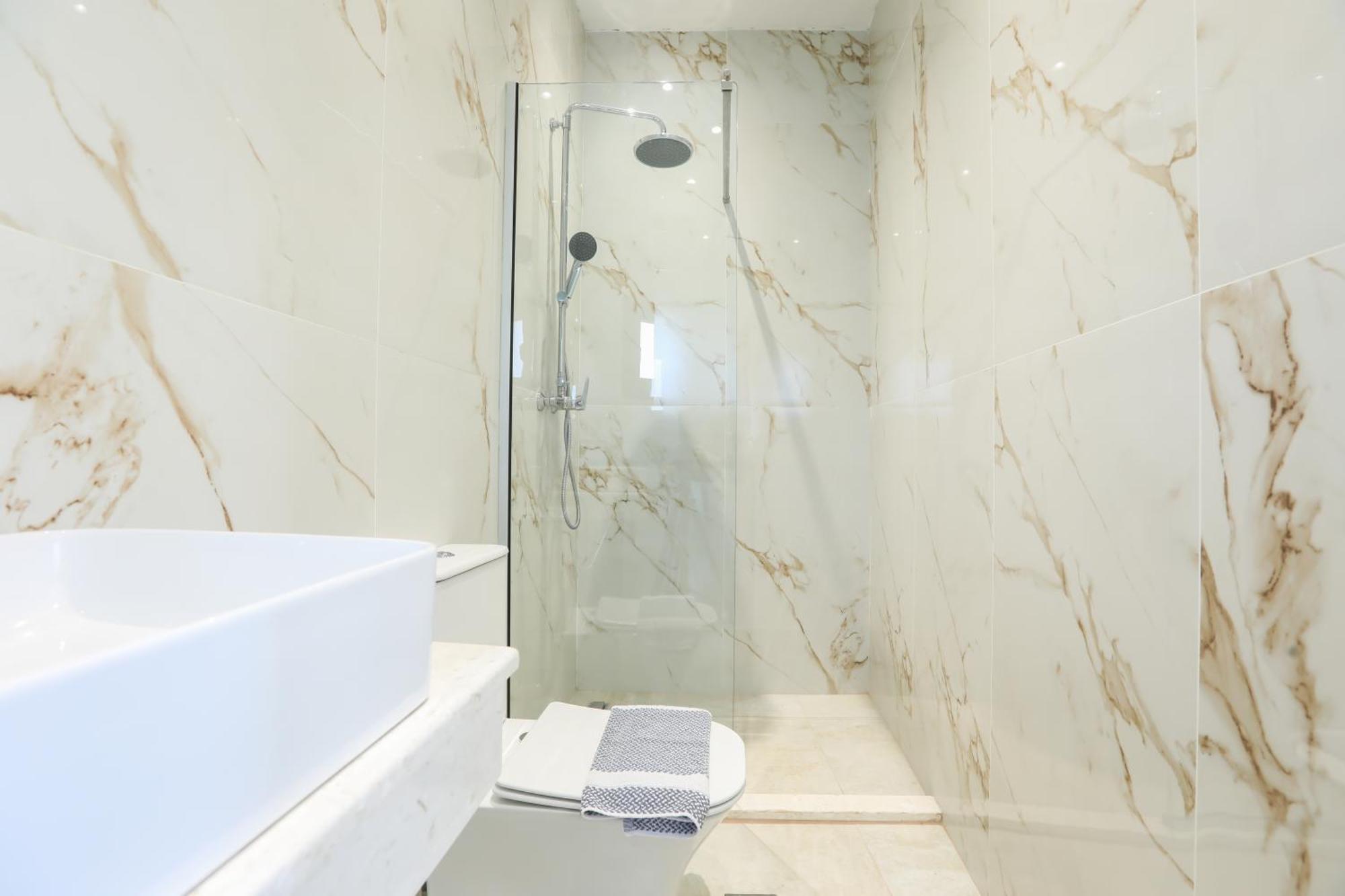 Corfu Gold Luxury Suites Benitses  Bagian luar foto