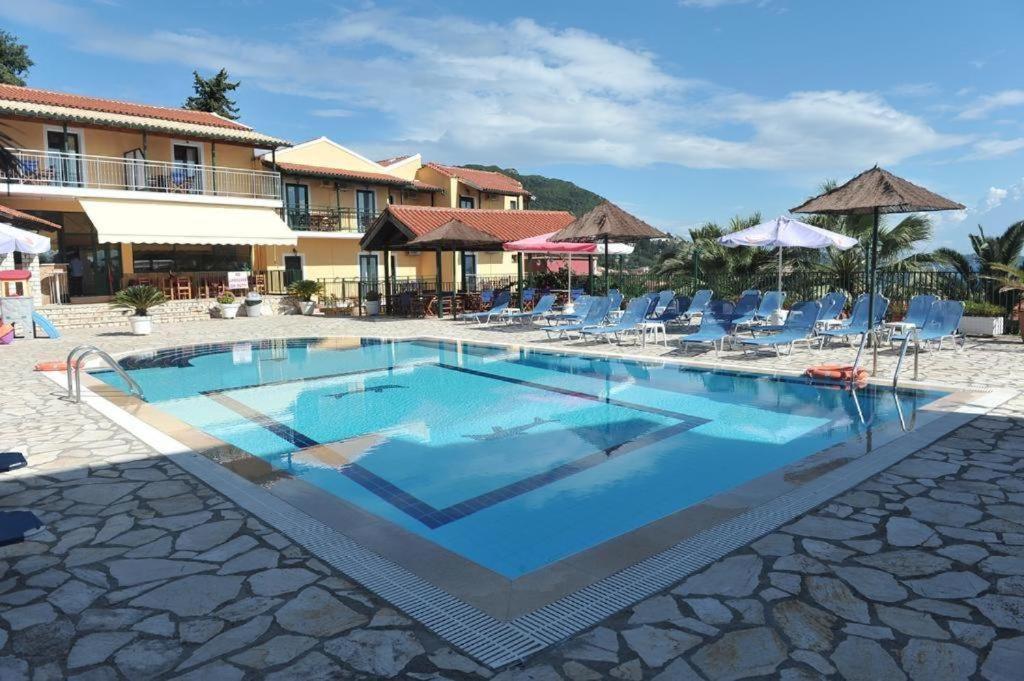 Corfu Gold Luxury Suites Benitses  Bagian luar foto